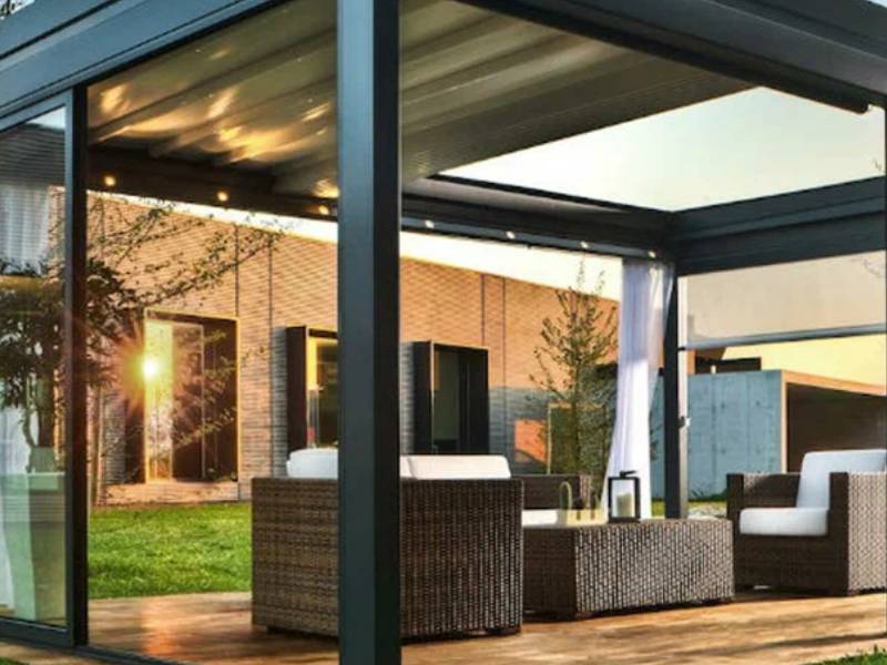 İzmir'de Kış Bahçesi ve Pergola: Dört Mevsim Açık Alan Keyfi